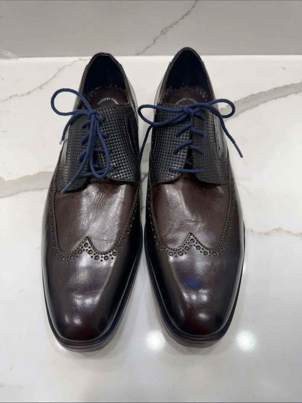 Stacy Adams Kaine Wingtip Dark Brown Leather Oxfords with Navy Laces Brand New